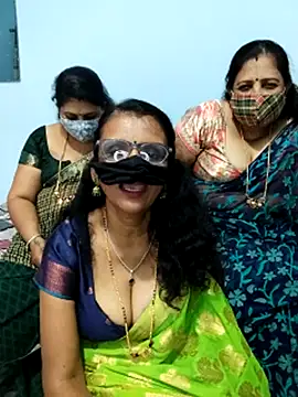Kannadasexywifes live show