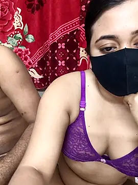 Queen_Priya_Thakur live show