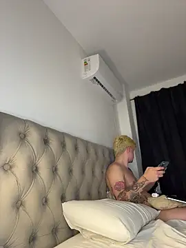 iam_sofia__ live show