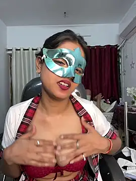 pooja_sexy79 live show