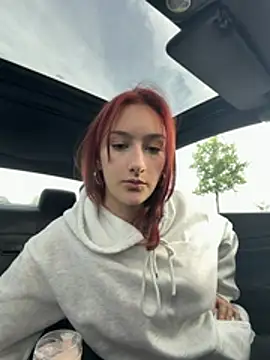 Violet_Velvet live show